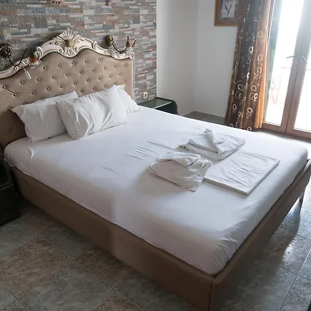 Apartament Orama *