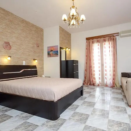 Apartament Orama *